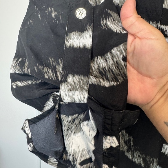 Michael Kors Printed Long Sleeve Blouse Black - Picture 7 of 10